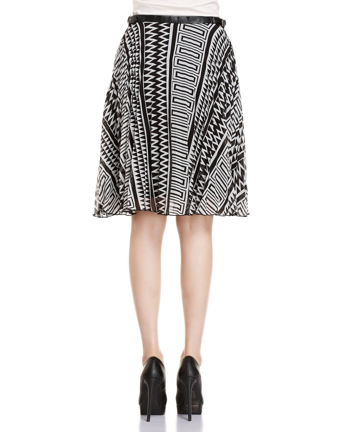 黑/白色飘逸气质舒适拼接裙子