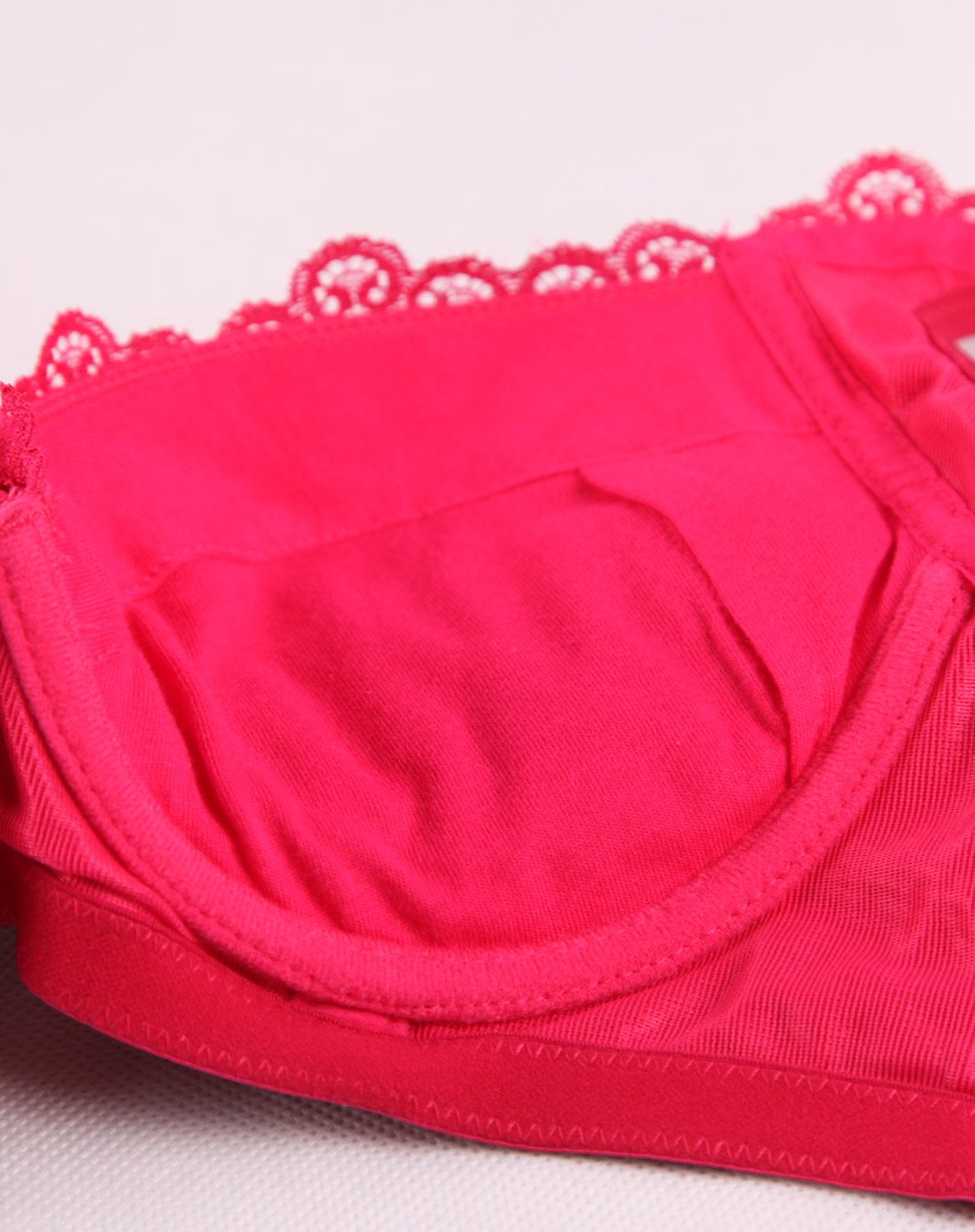 女款酒红印花色bc杯异域图腾薄模杯文胸