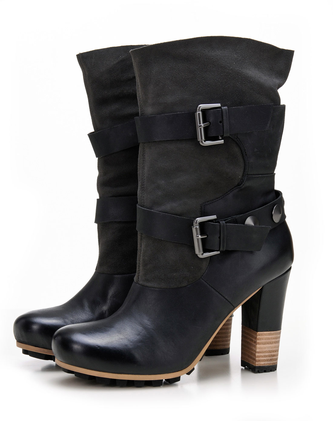 女款黑色圆头中靴