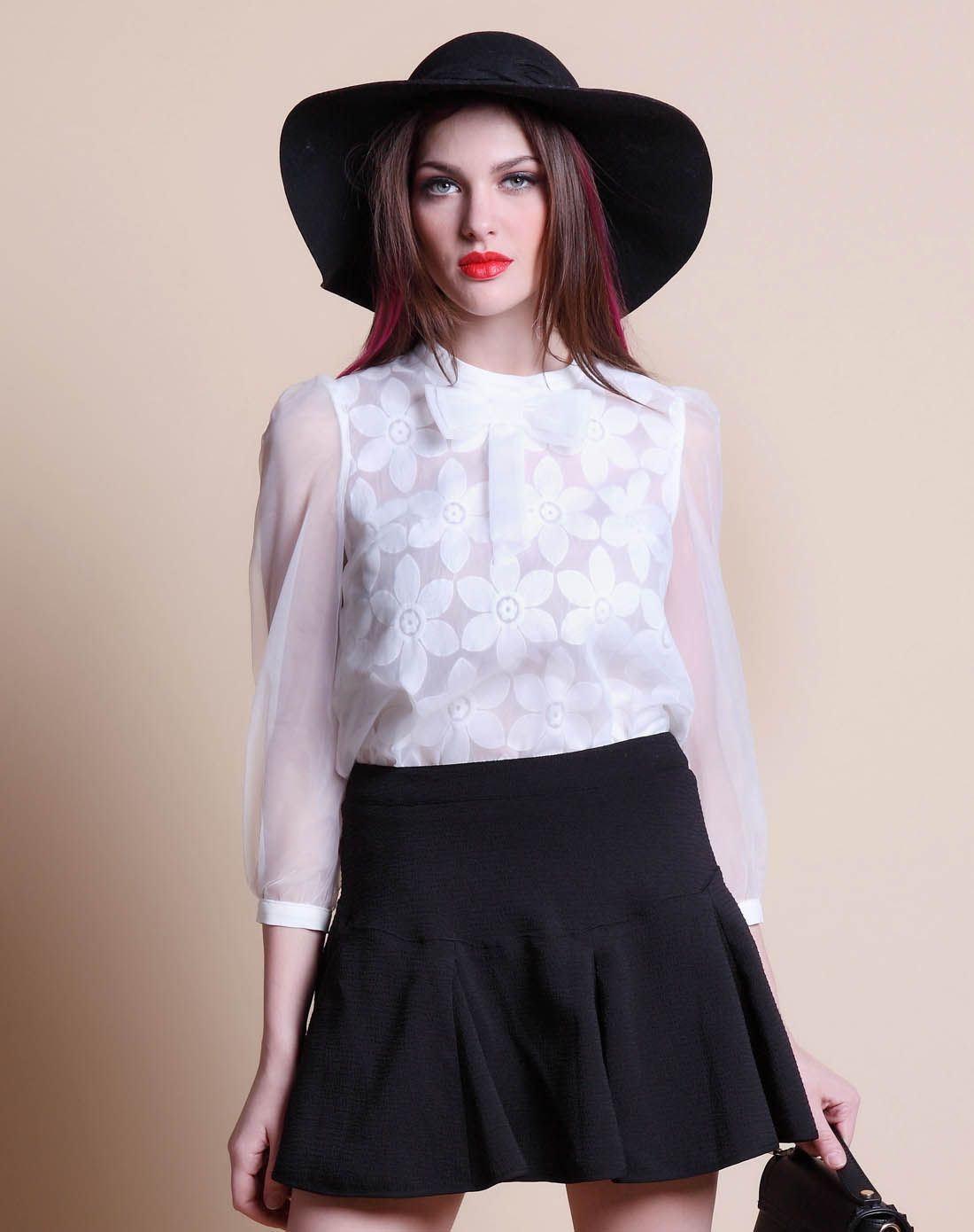 蕾丝欧根纱上衣