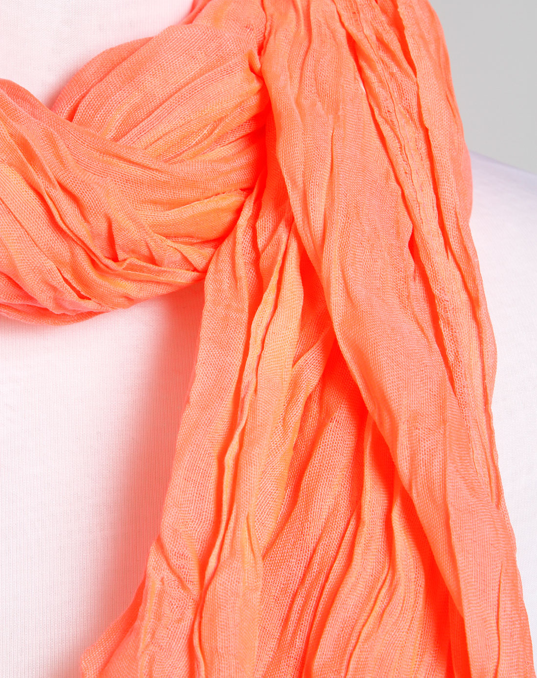 女款粉底单色聚酯纤维巴黎沙围巾