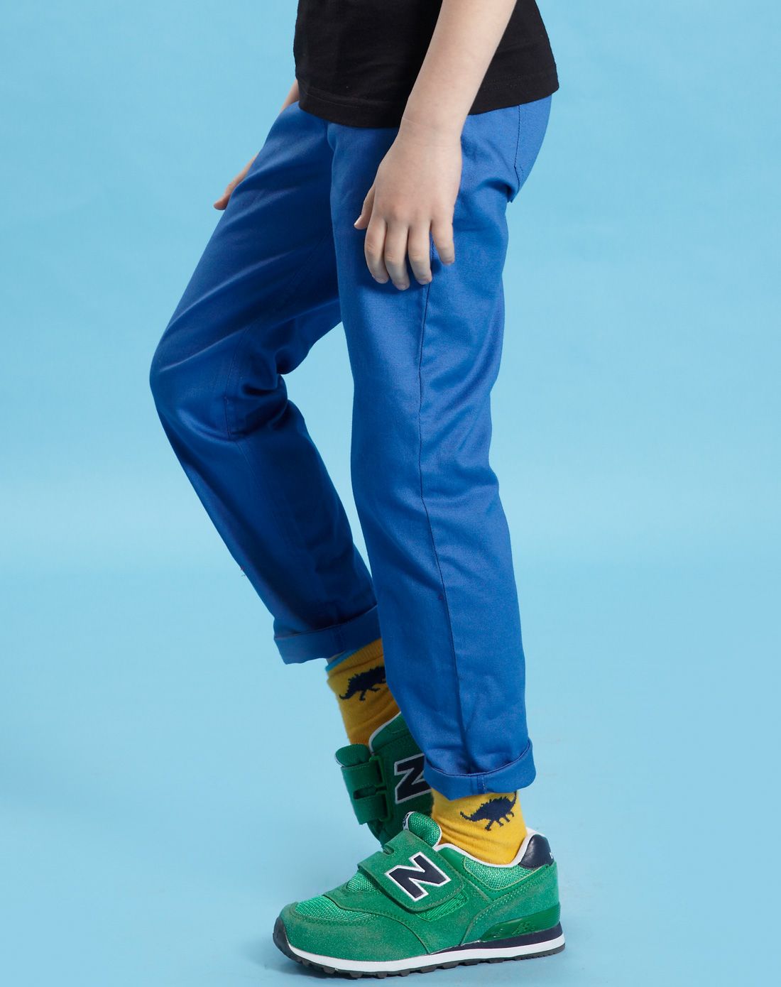 男童海水蓝裤子