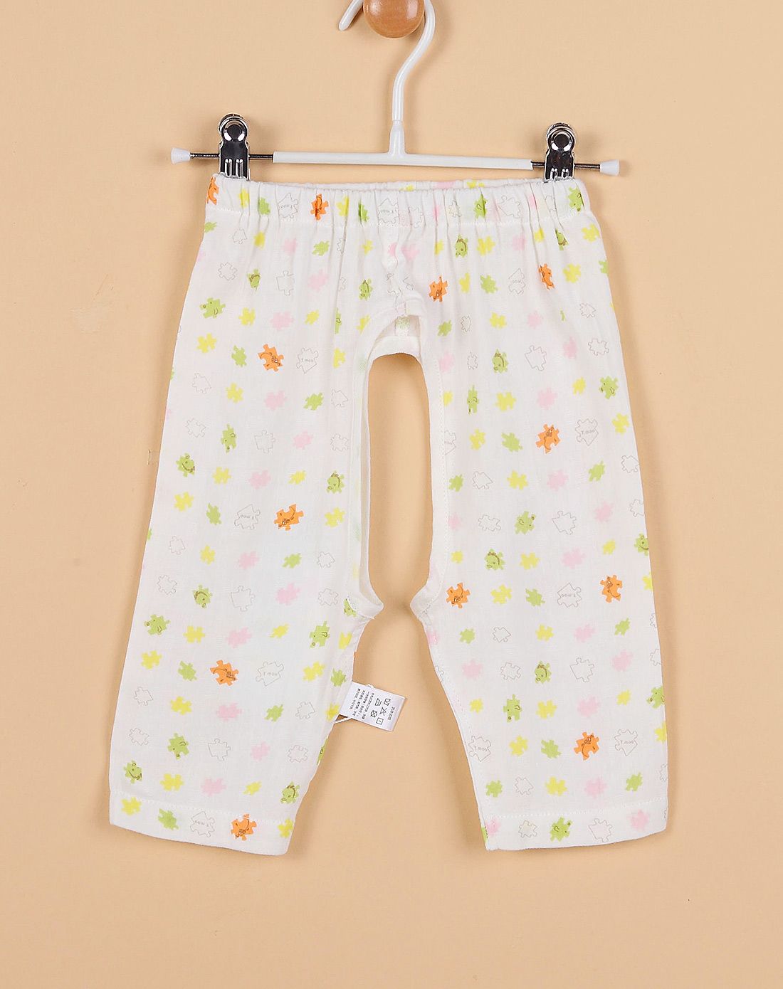 女童米白色简易开裆裤