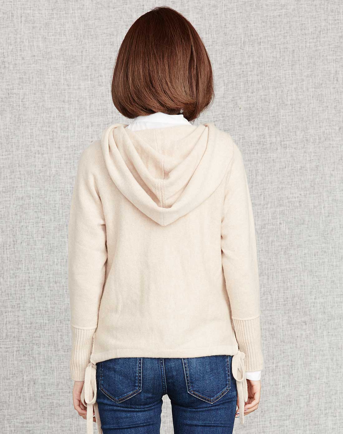 女式米色100%山羊绒连帽大兜开衫