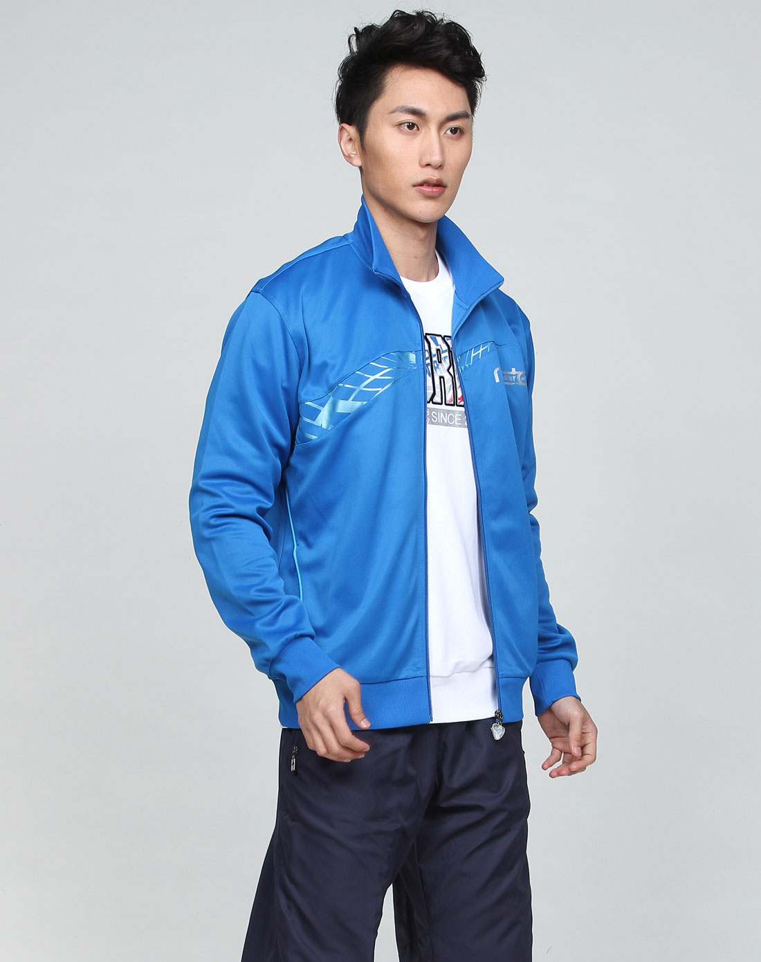 鸿星尔克erke男装专场-男款彩蓝色开衫卫衣