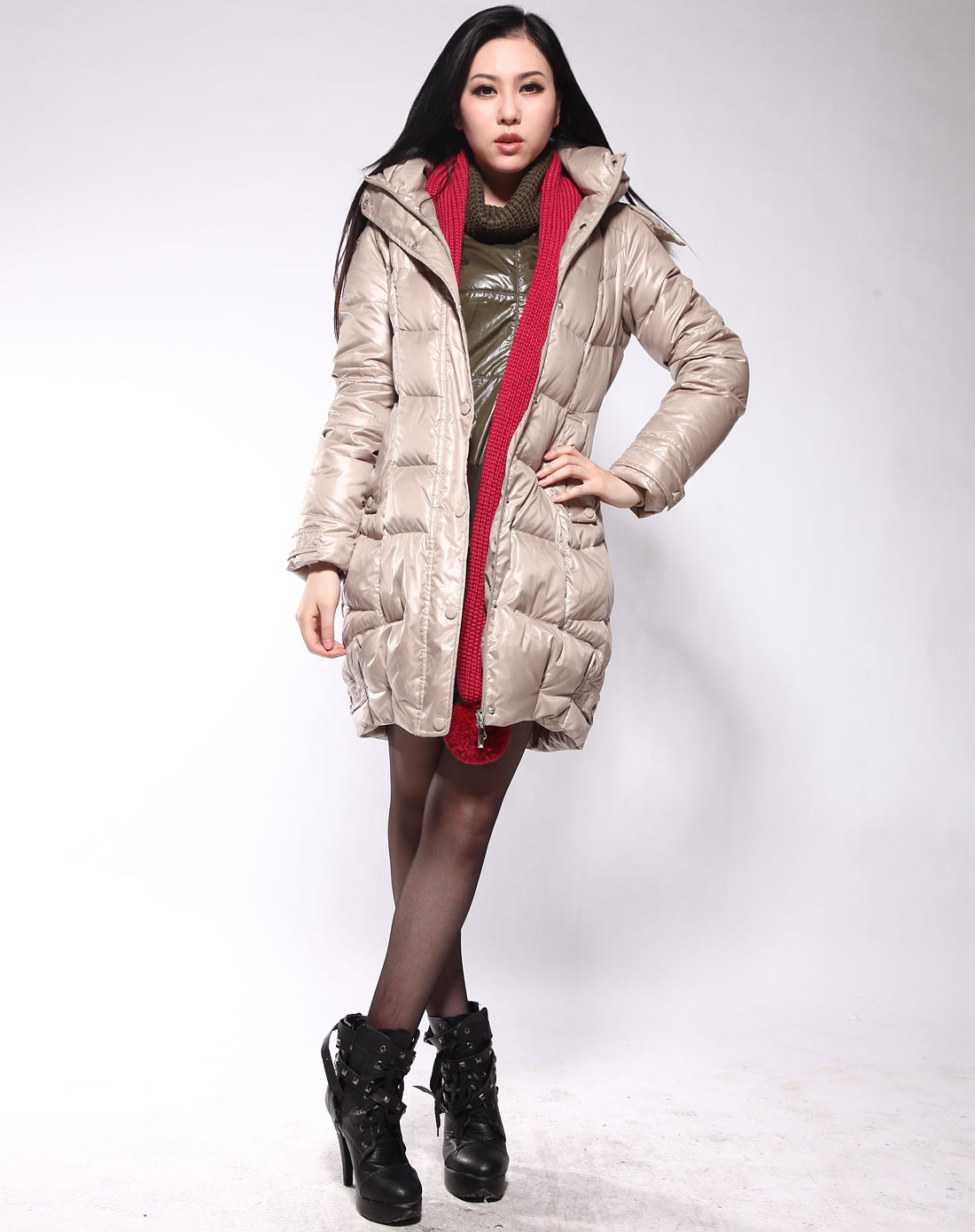 索玛somsom女装专场-米色高雅时尚连帽长袖羽绒服