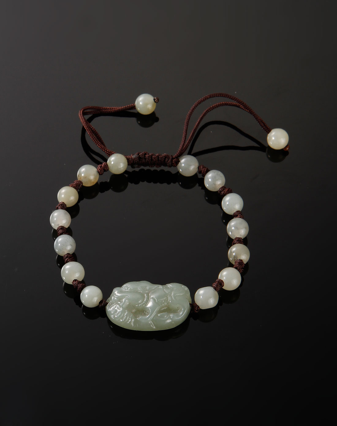 宝玉石专场-浅绿色小貔貅(青玉)手链