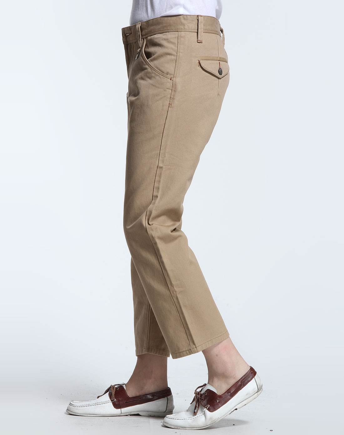 卡其色休闲九分裤