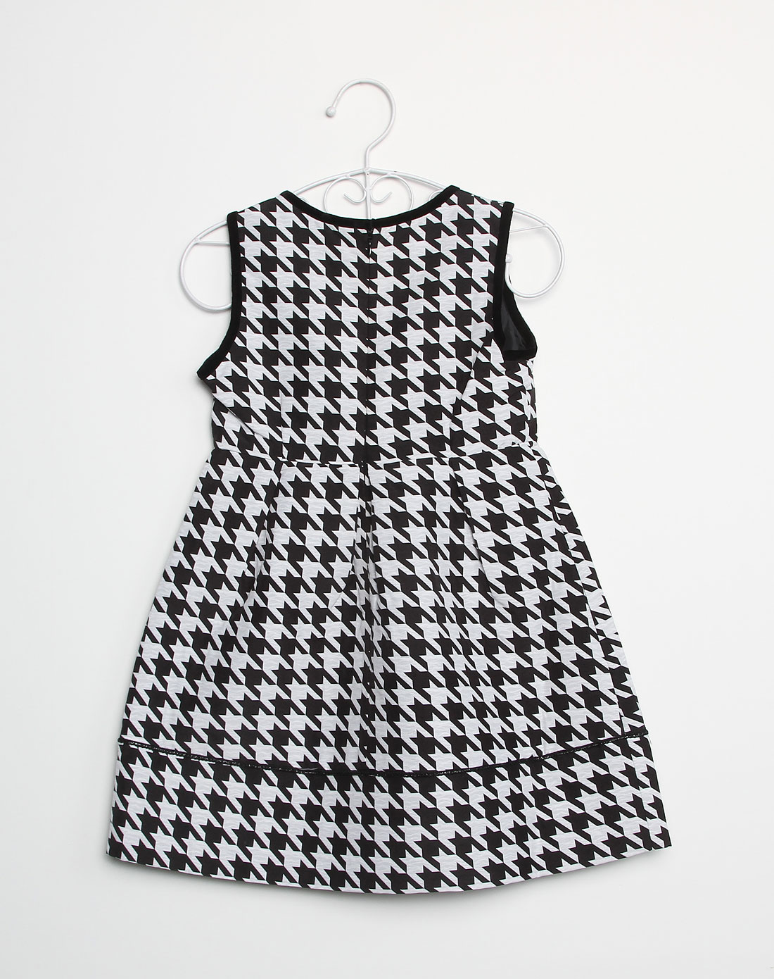 女童黑白色时尚背心裙