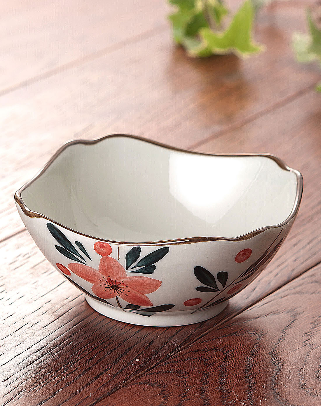 景瓷彩绘饭碗兰彩红花浪口碗4入