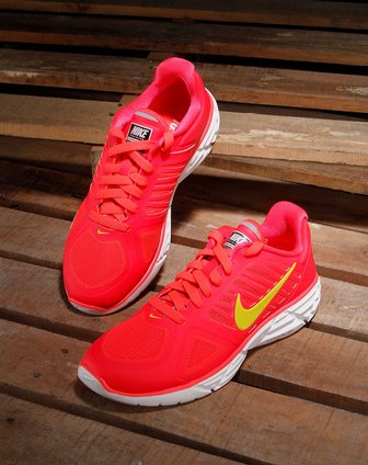 耐克nike-女鞋专场-女款红/白色绑带时尚训练鞋