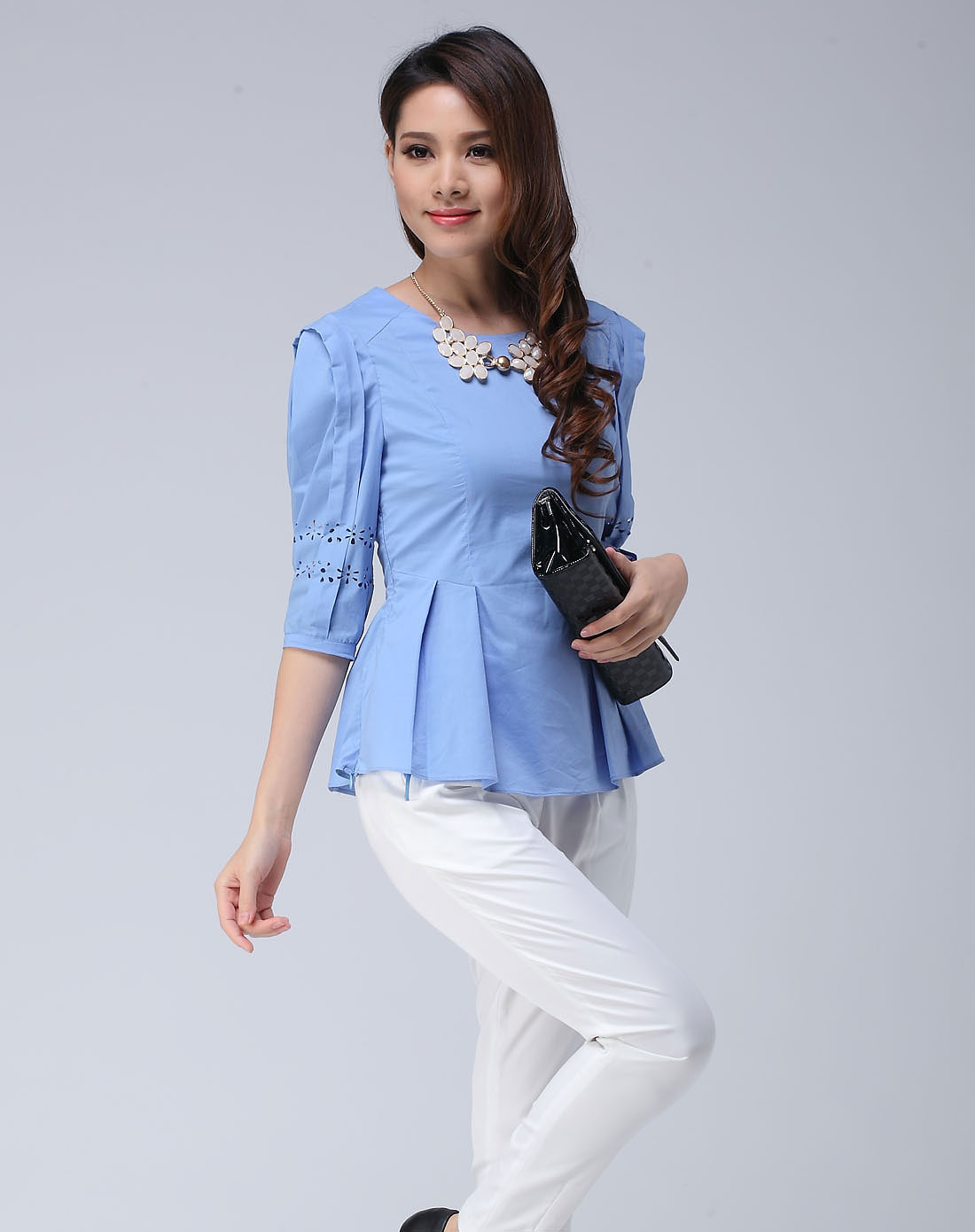 子牧zimmur 蓝色俏丽简约中袖上衣