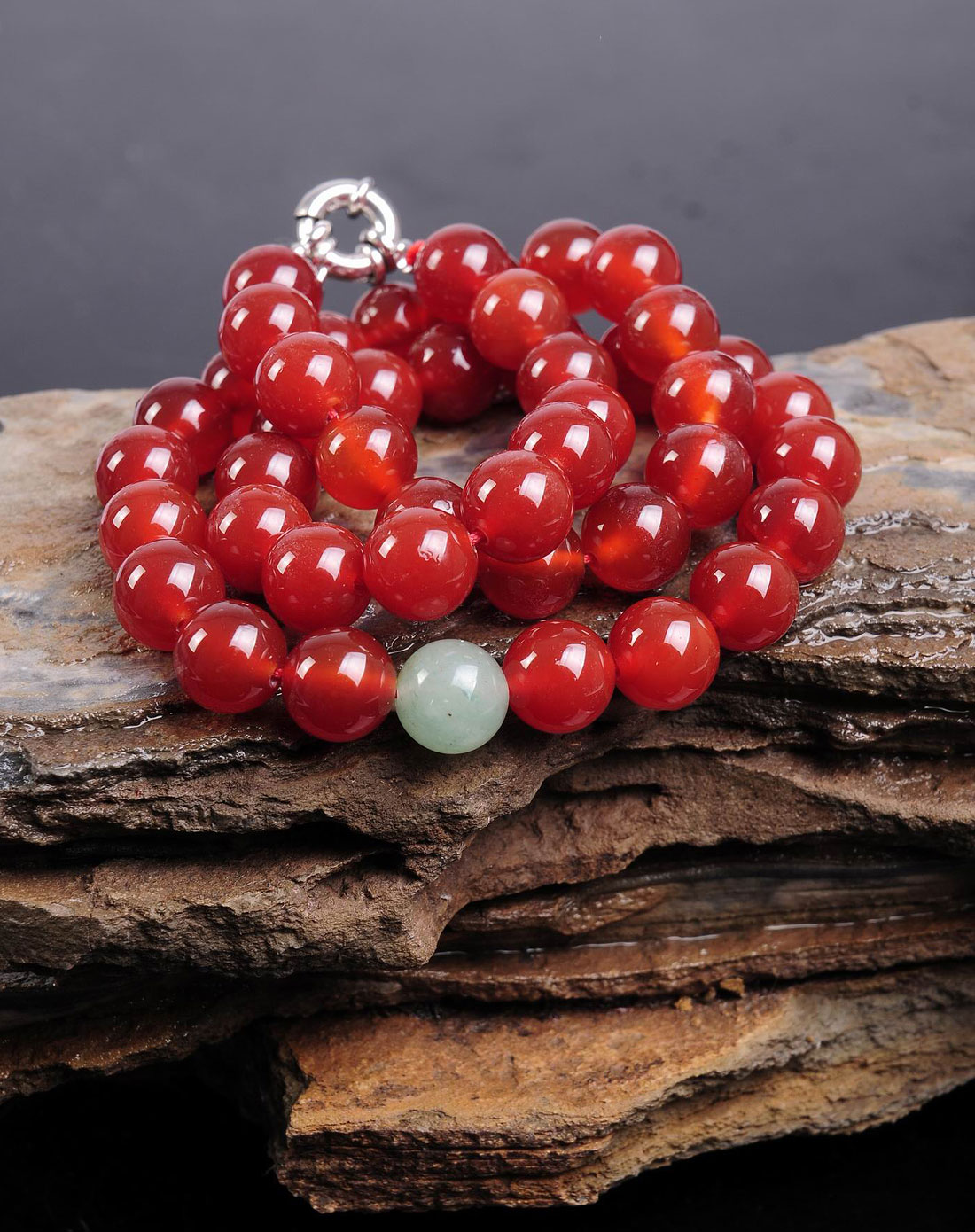 女款红色天然红玛瑙绿东陵圆圆满满项链