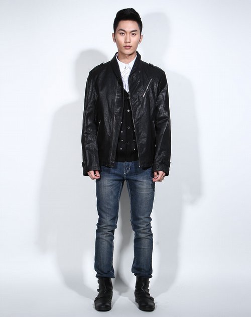 马克华菲 黑色个性风尚长袖皮衣