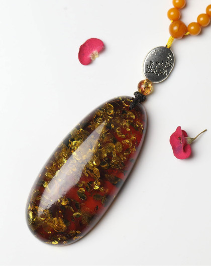 天然琥珀爆花金珀素坠(权威证书)