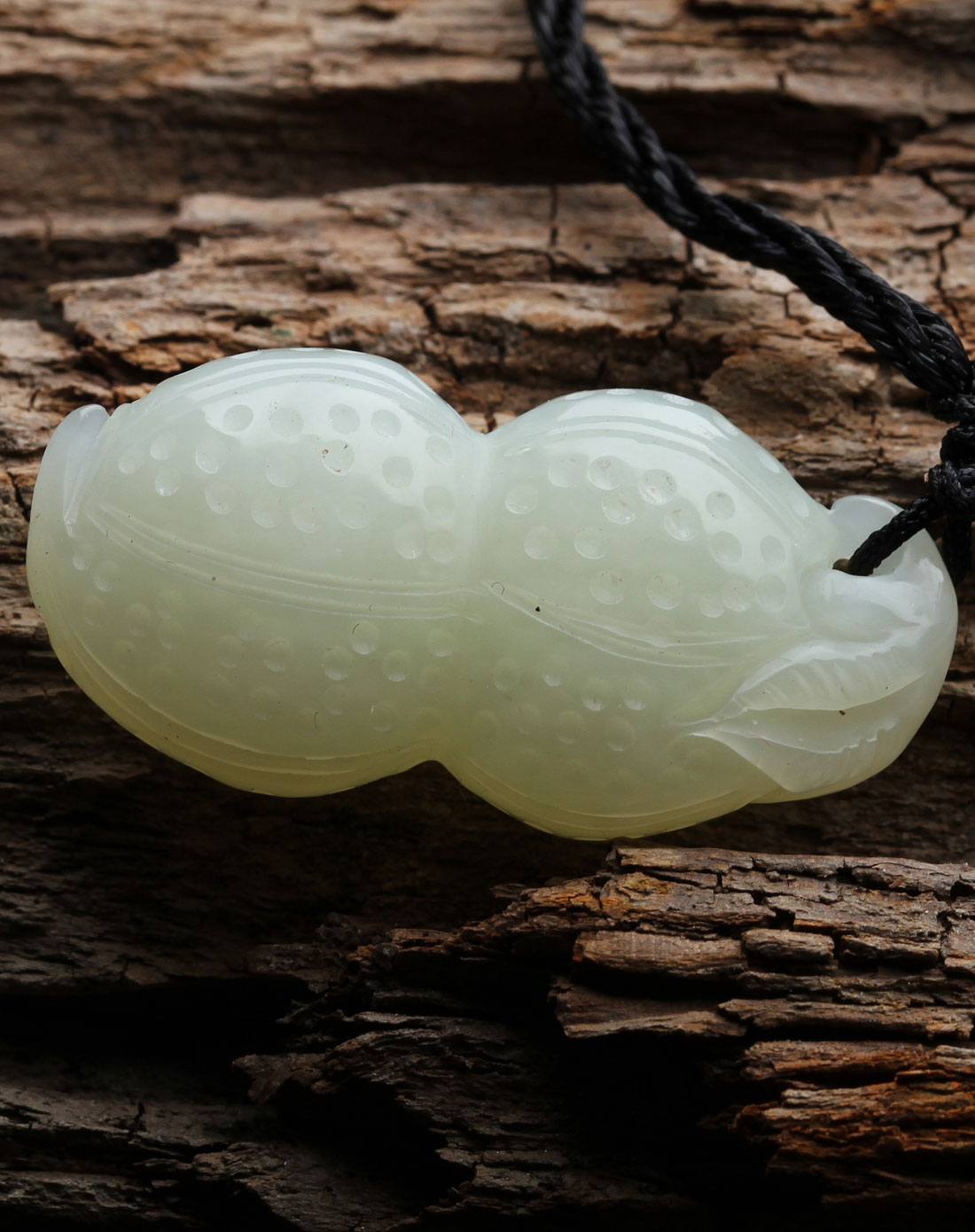 和田玉一生如意(花生)挂件 (国家权威认证)