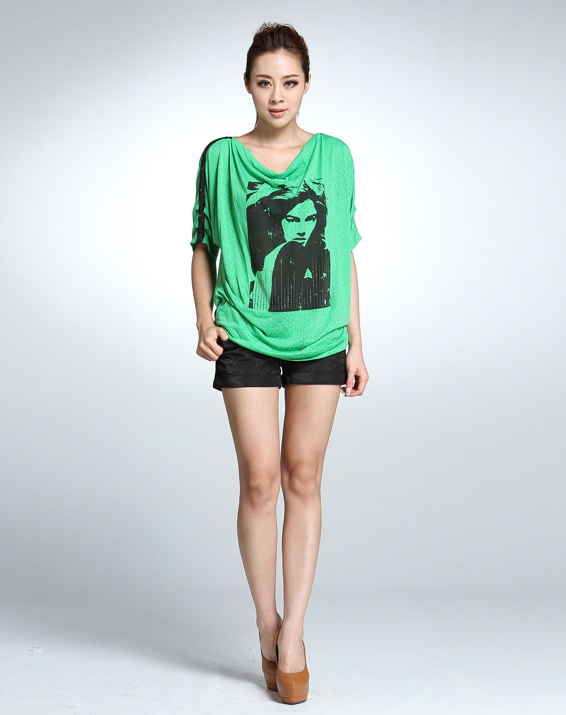 印女人头像青绿色蝙蝠袖时尚t恤