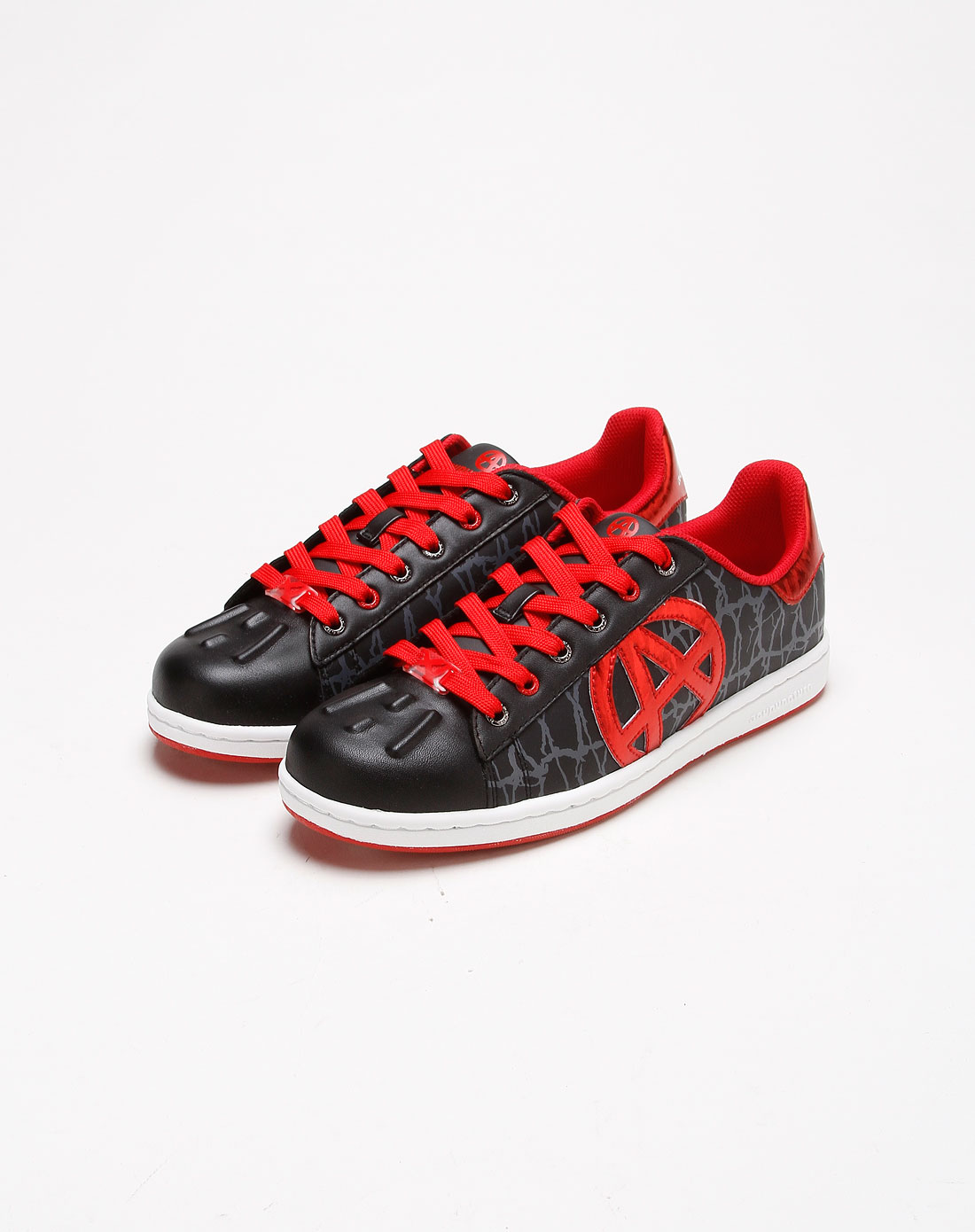 爱克佩特 中性黑/红色炫彩时尚系带休闲鞋