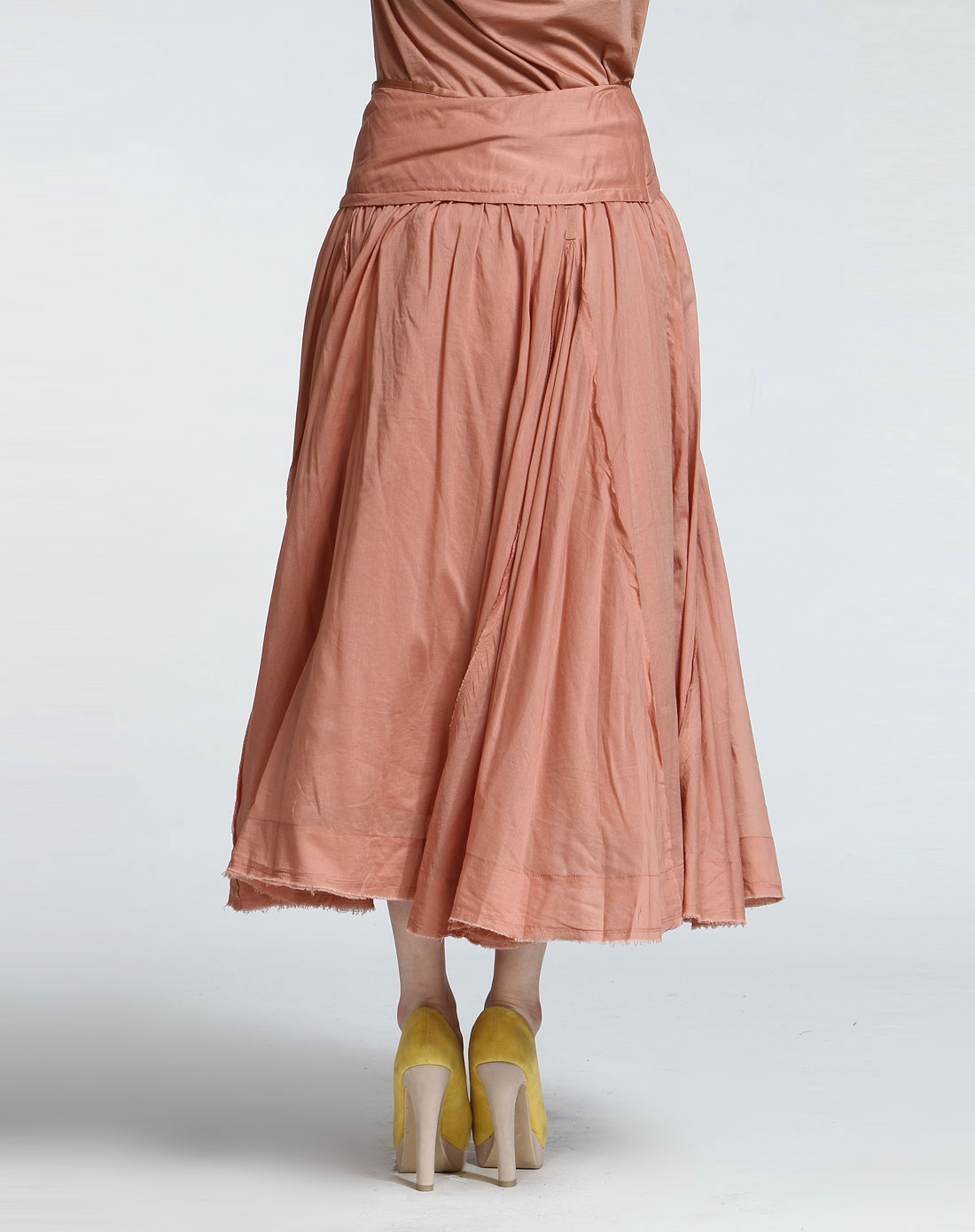 简约优美肉桂粉色半裙