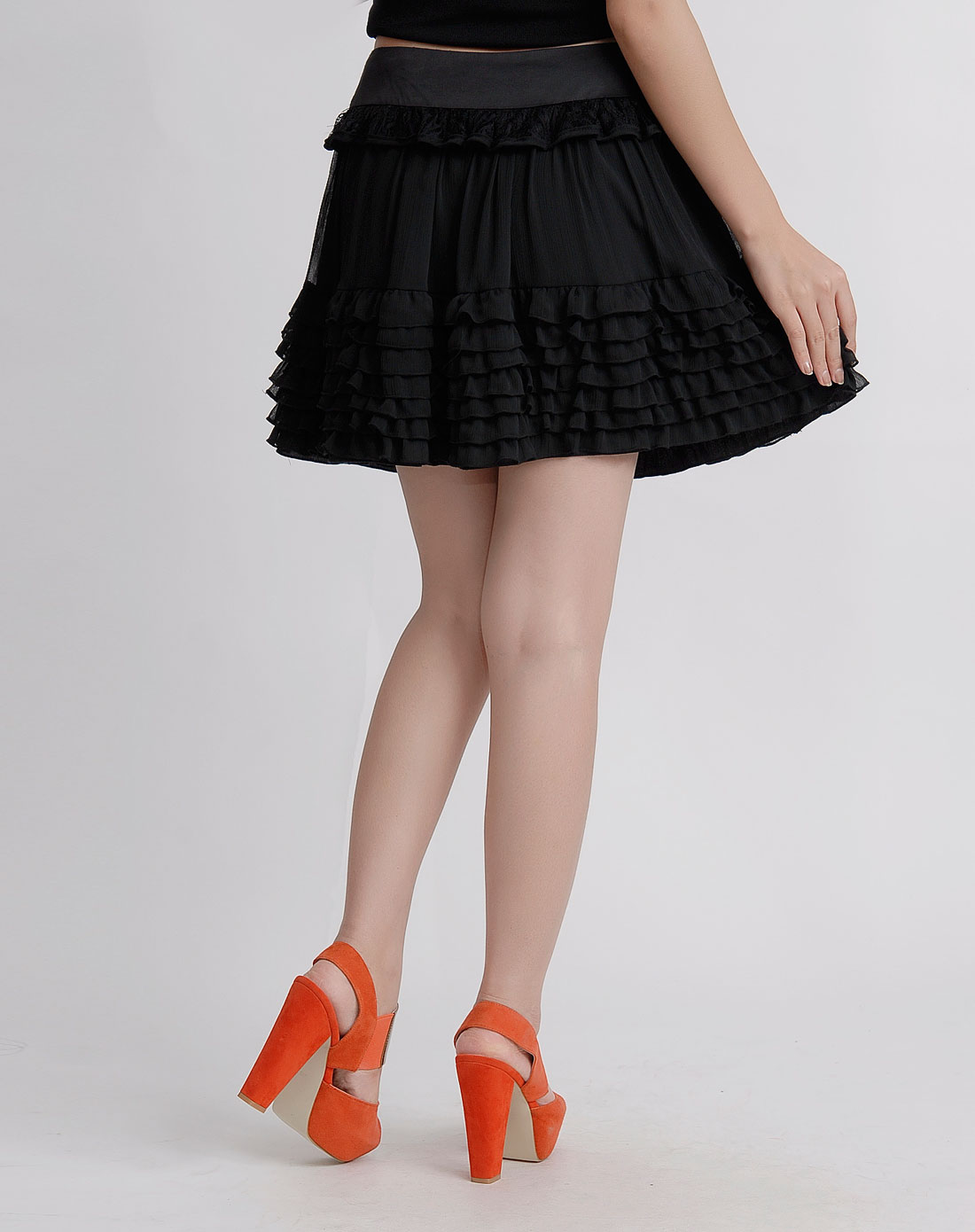 黑色时尚优雅碎褶裙