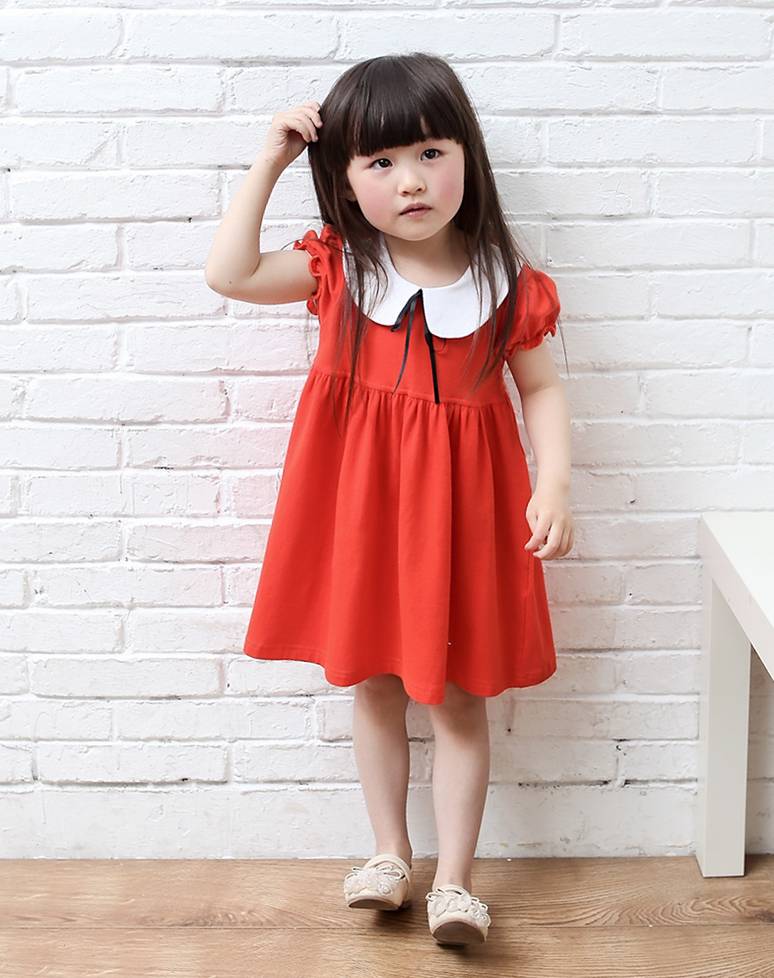 女童红色短袖纯色连衣裙