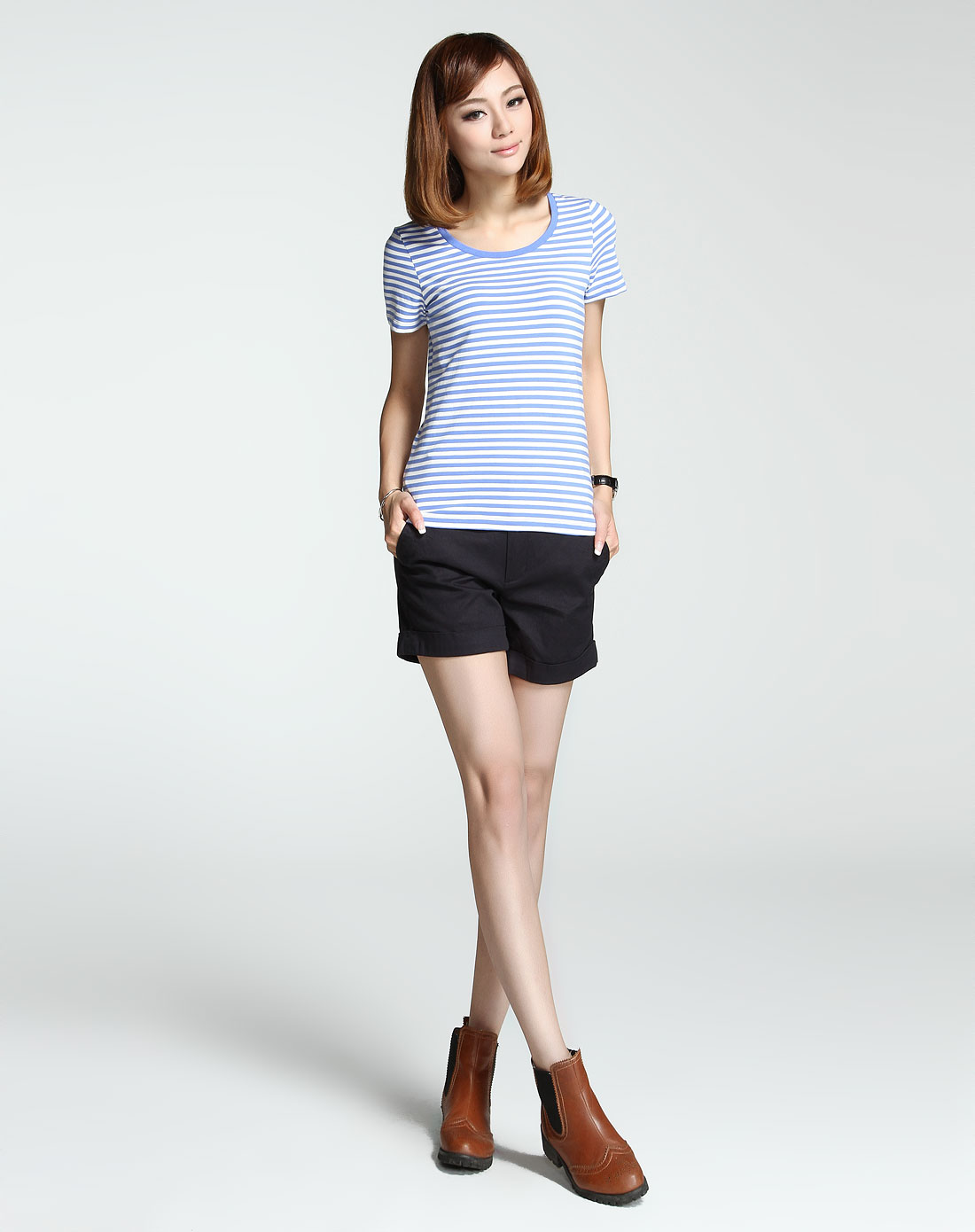 女款圆领条纹蓝白色短袖t恤