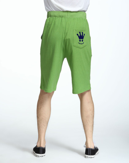 男款潮流圆点绿色短裤