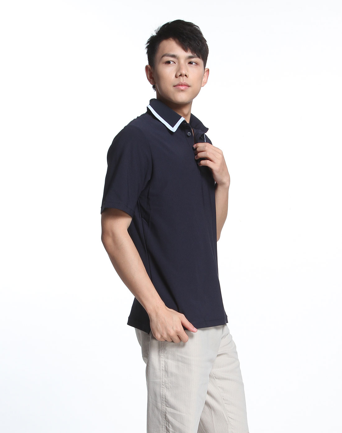 男款蓝黑色休闲短袖运动t恤