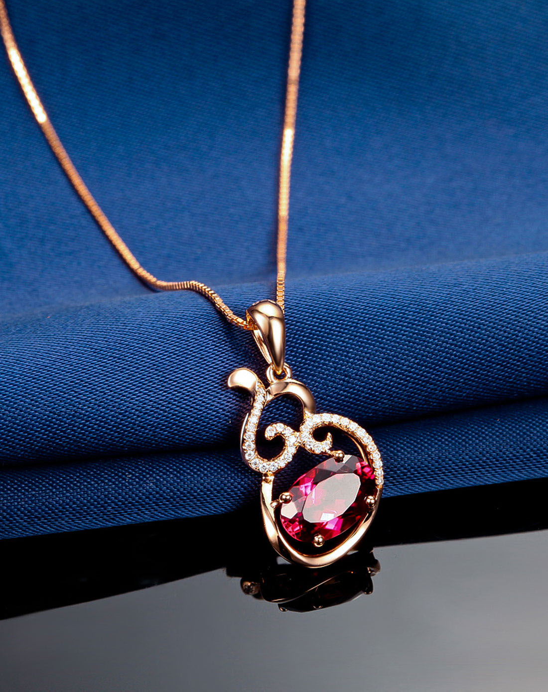 玫瑰18k金碧玺吊坠