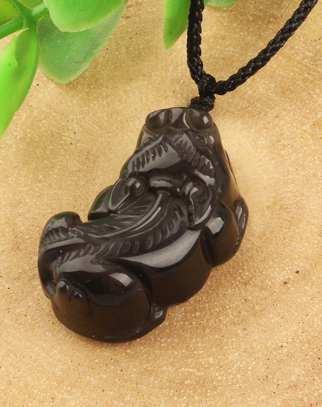 天然黑曜石貔貅小吊坠