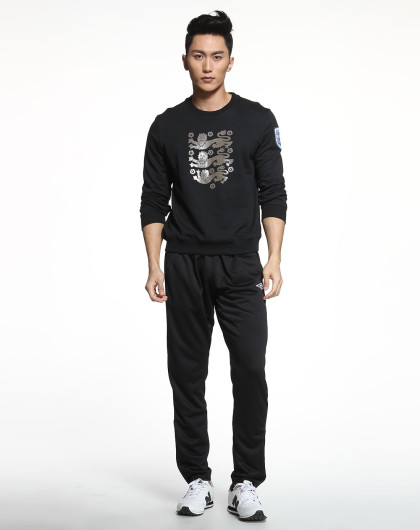 茵宝umbro 男款黑色三狮图案长袖套头卫衣