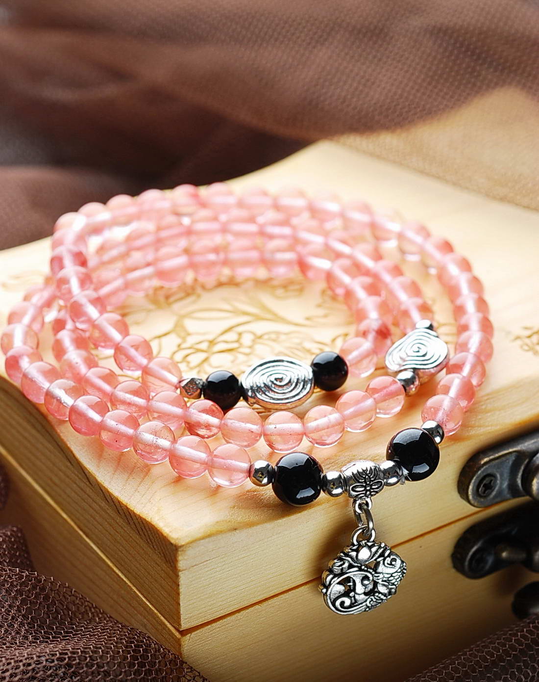 蔷薇粉晶长手串