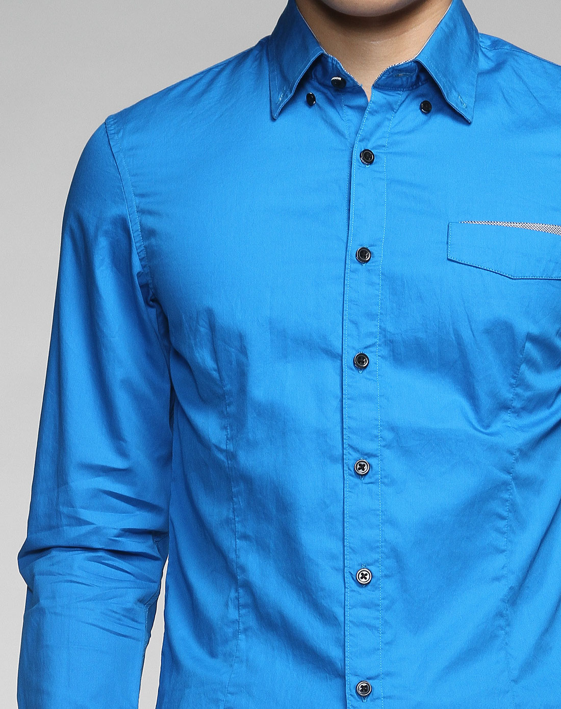 翠蓝色长袖净色撞密格布衬衫