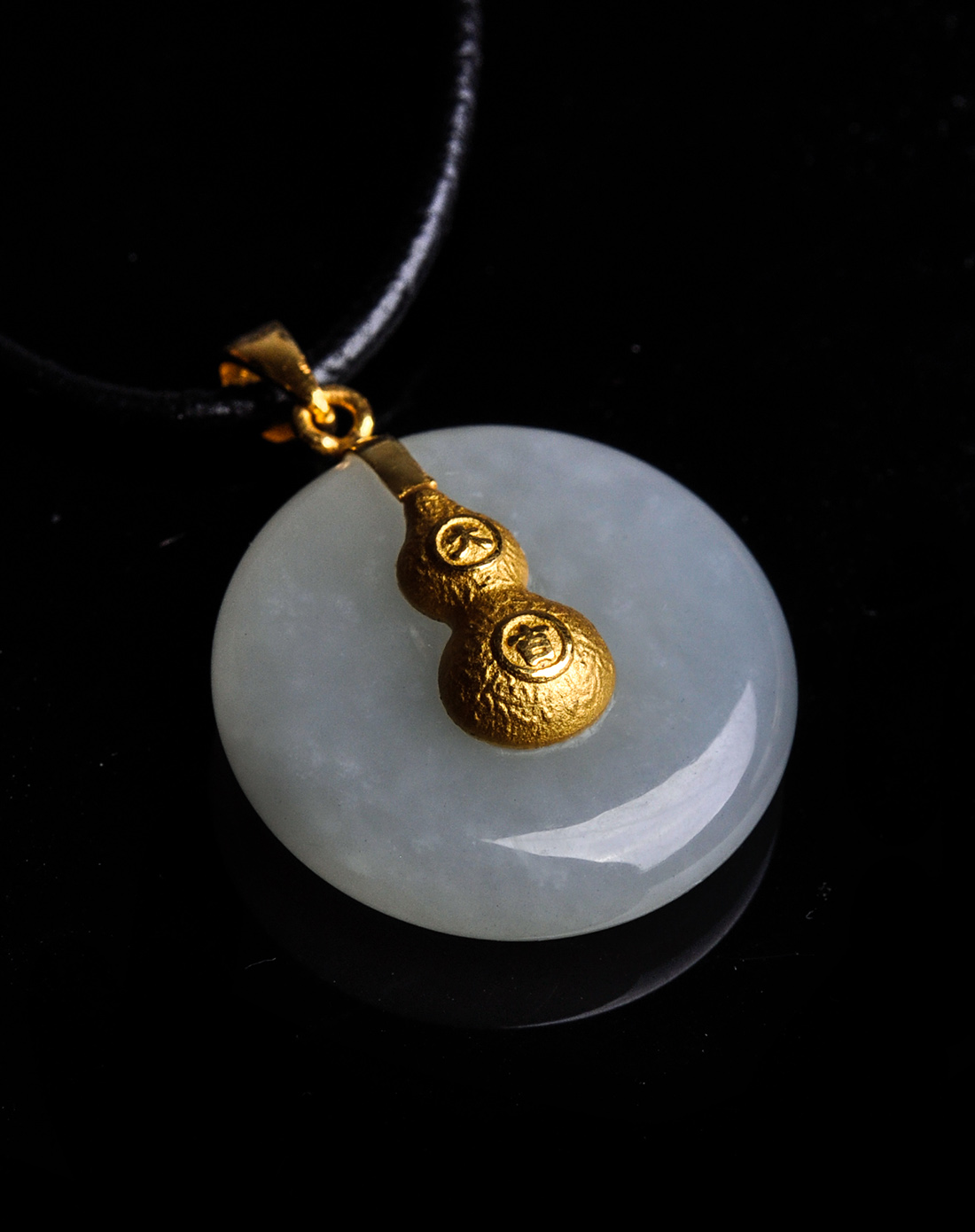 千足金和田玉吊坠【福禄】