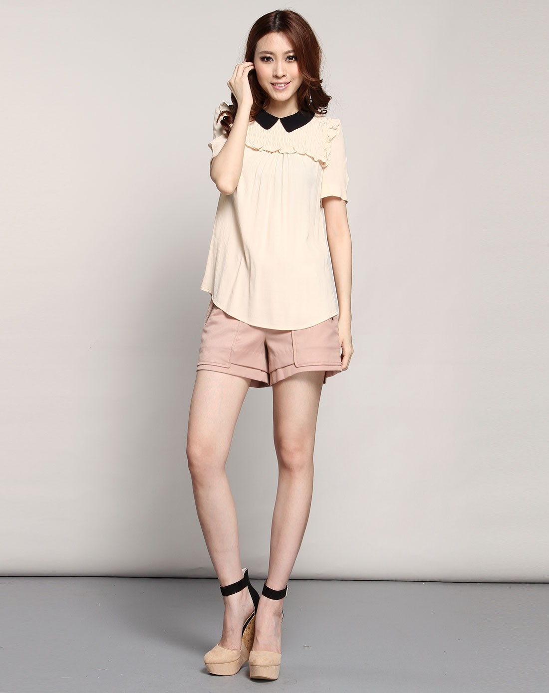气质粉米色休闲短袖上衣