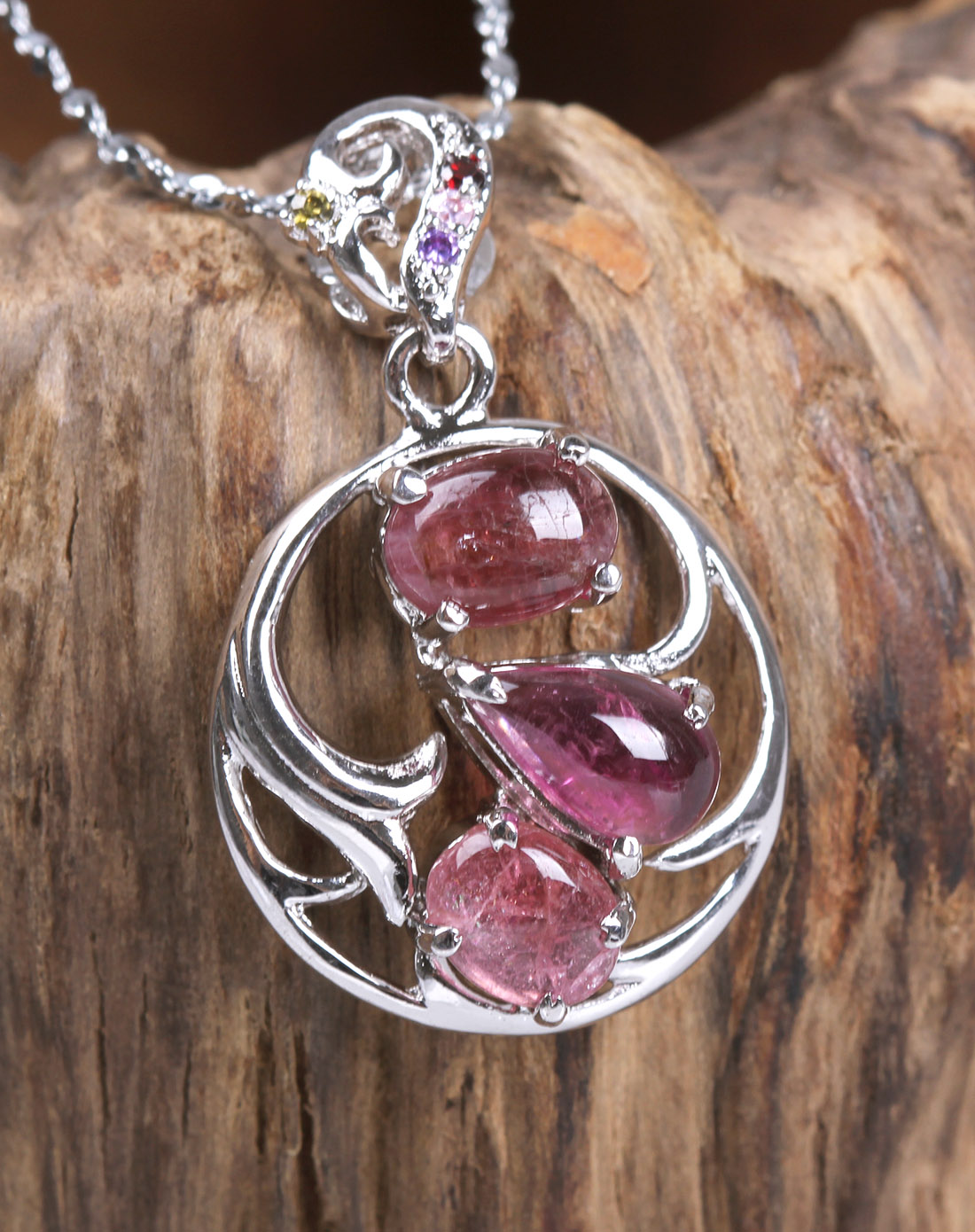 女款粉色天然碧玺吊坠 粉色怡人 附证书