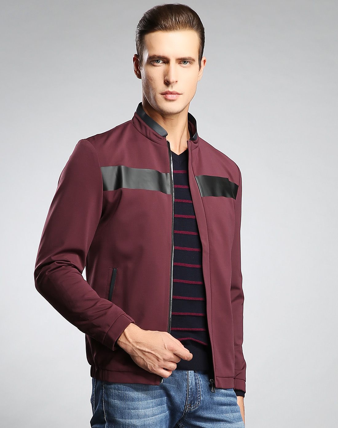 迪赛deicae男装专场 枣红色爽滑帅气粘胶小立领拉链款夹克