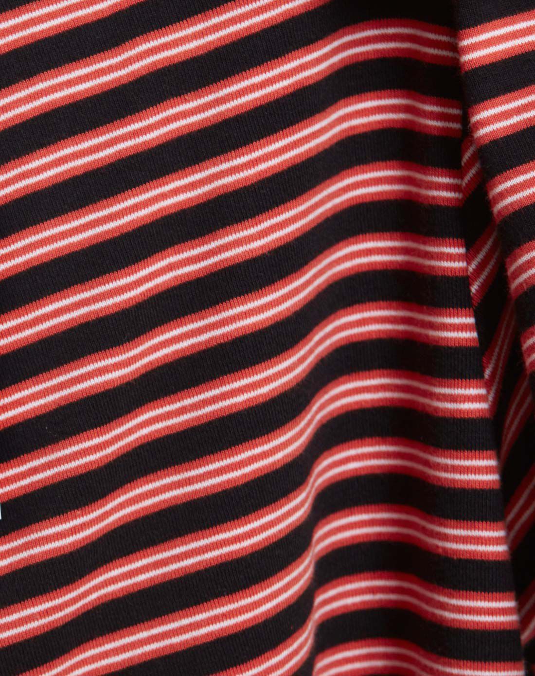 黑红条纹系扣纯棉t恤衫