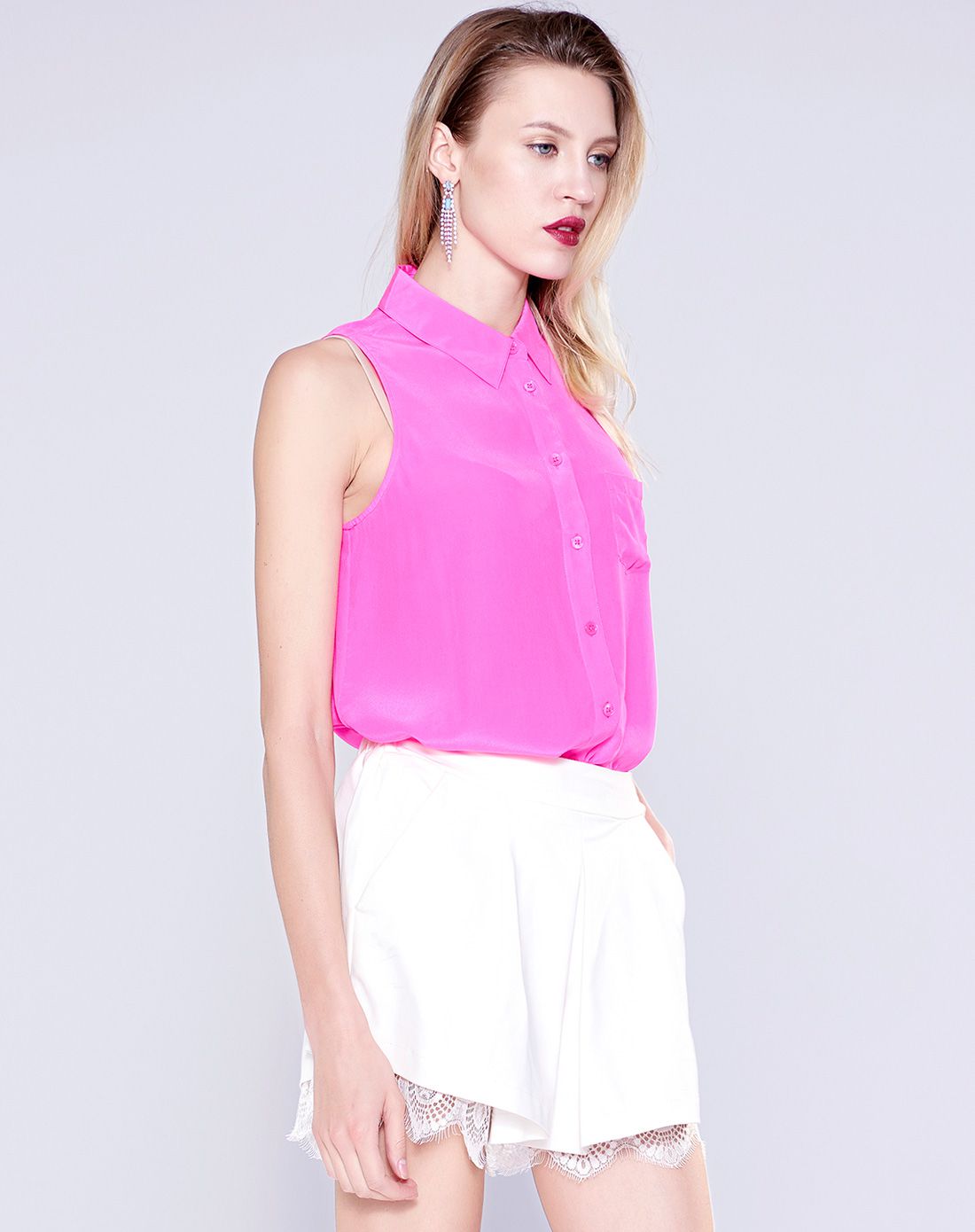 洋红色简约a字形宽松无袖上衣