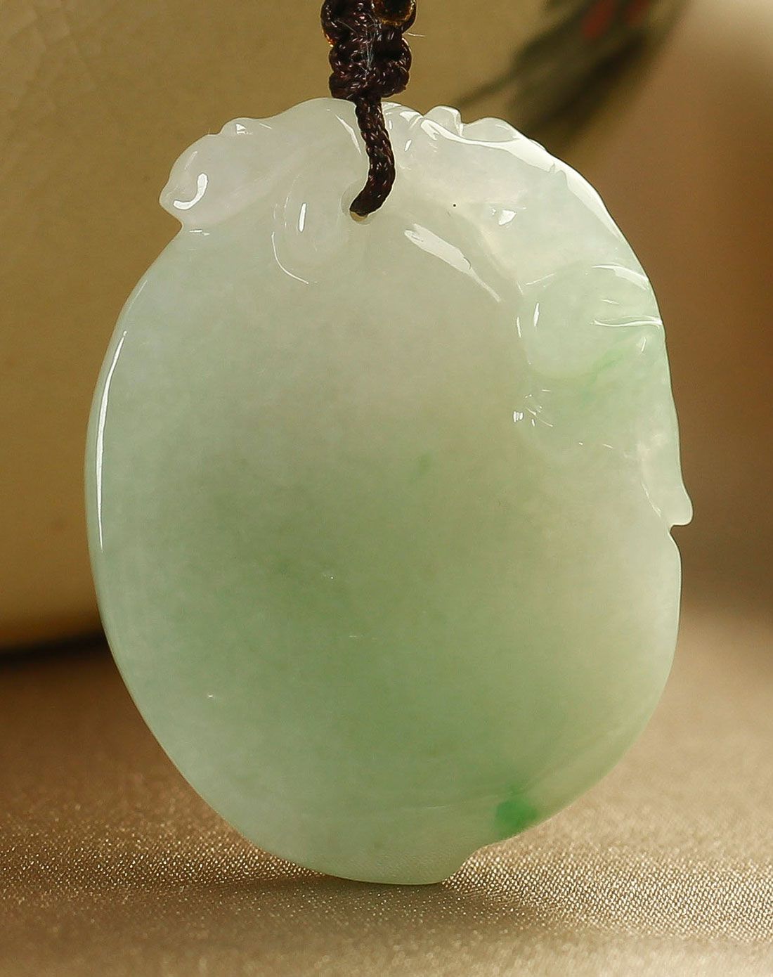 jadelink 天然翡翠寿桃吊坠