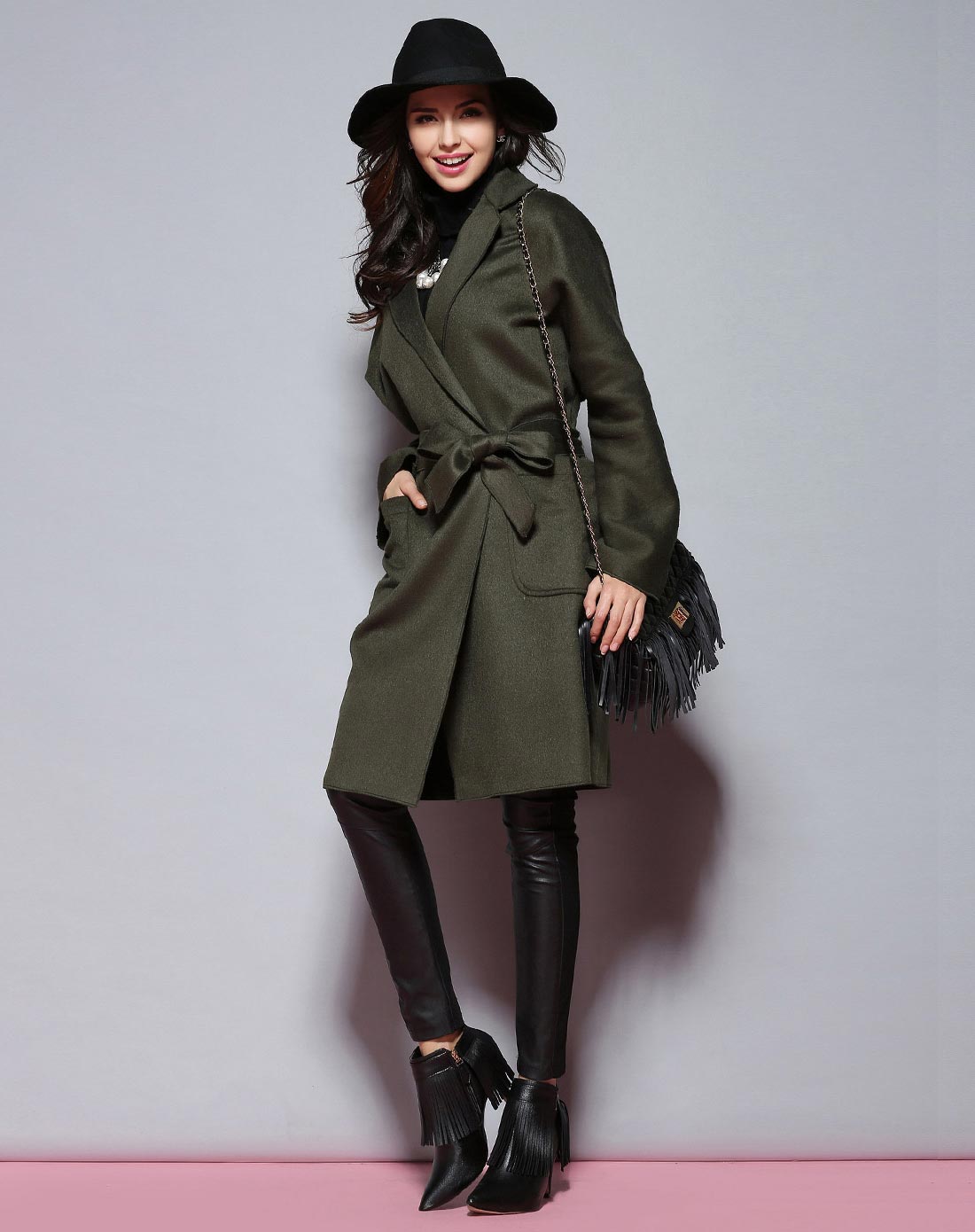 军绿色大牌时尚外套