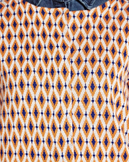 橙蓝撞色针织外套