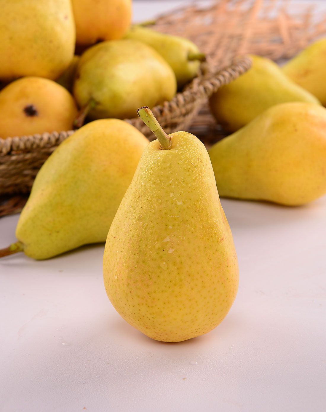 八鲜果海 原产地直发烟台莱阳正宗老婆梨5斤装应季新鲜包邮