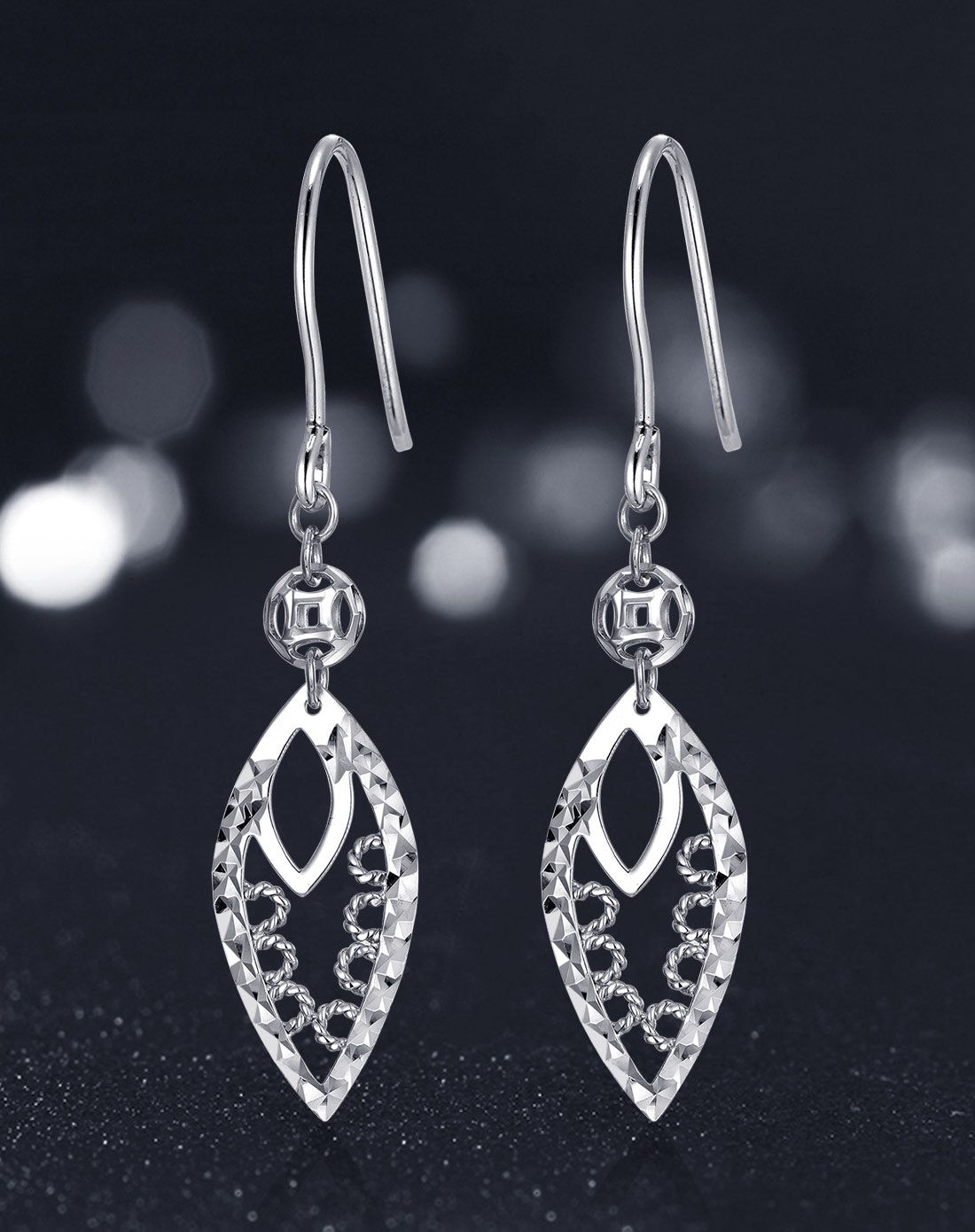 宝亨达 铂金pt950时尚精致花窗吊耳环