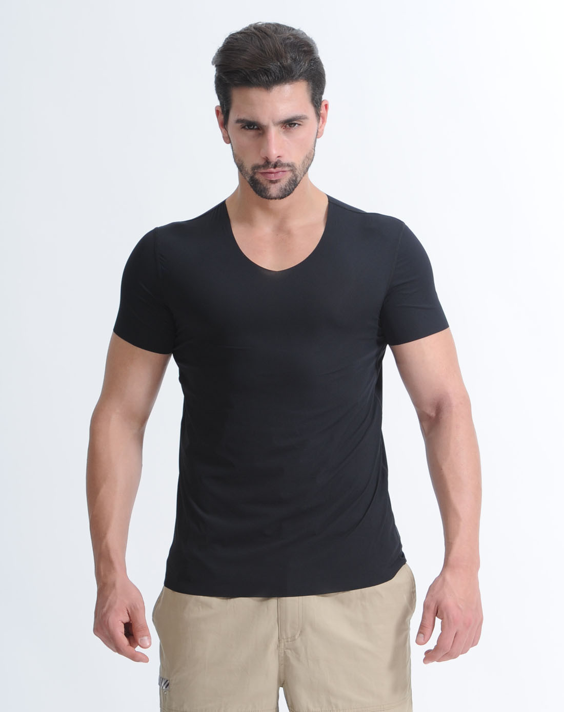 雅黑色超细锦纶丝滑舒适随心裁男士短袖