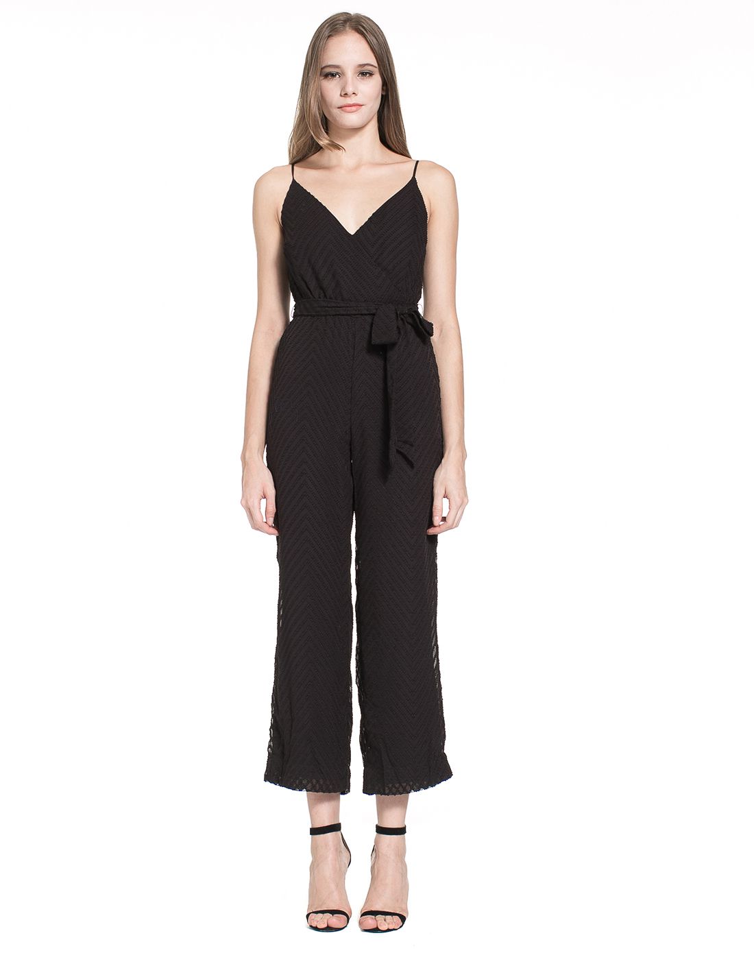 女士黑色连衣裤