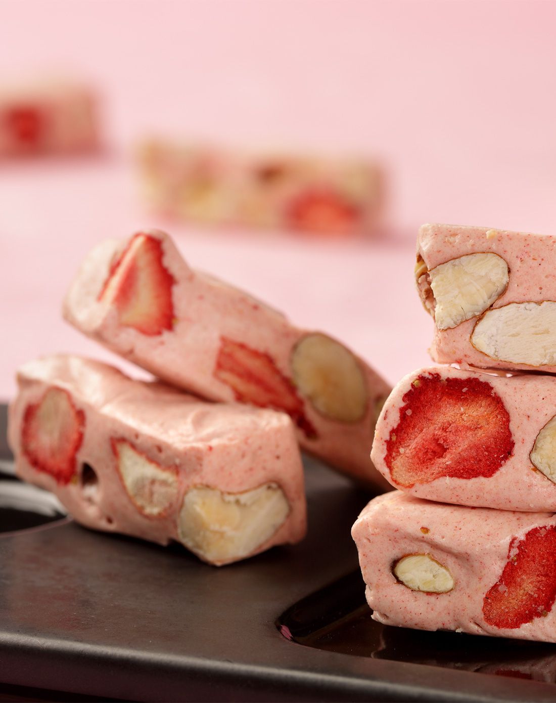 火热推荐 人气单品 草莓味牛轧糖350g