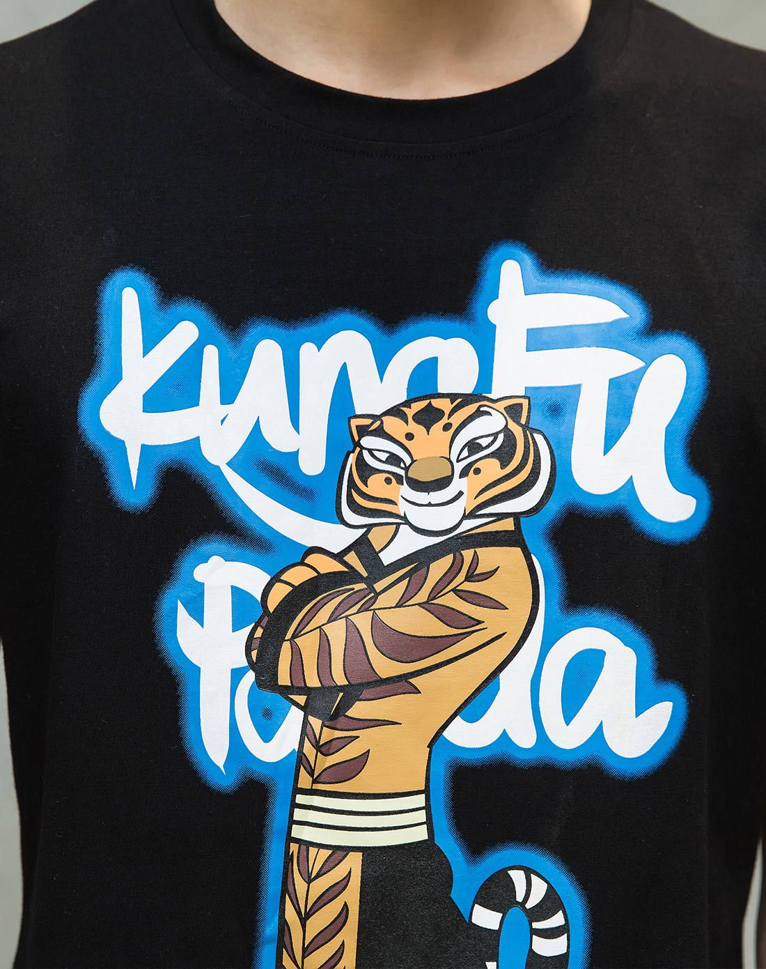 kongfupanda潮牌运动卡通印花 男款黑色圆领短袖kjh62ce6162d0_唯品会