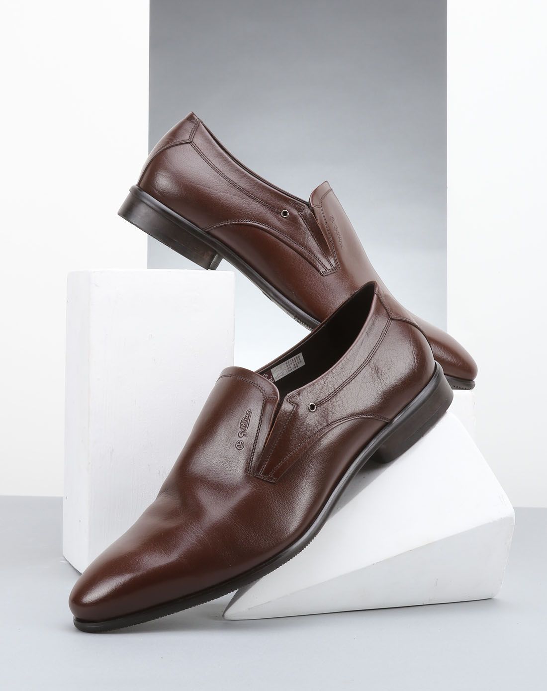 金利来goldlion 深棕色胎水牛皮简约正装皮鞋