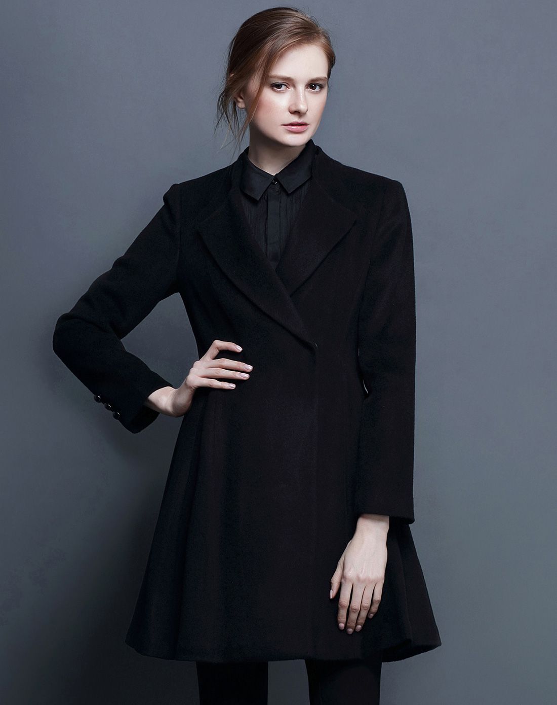 黑色修身中长款a字羊毛毛呢大衣